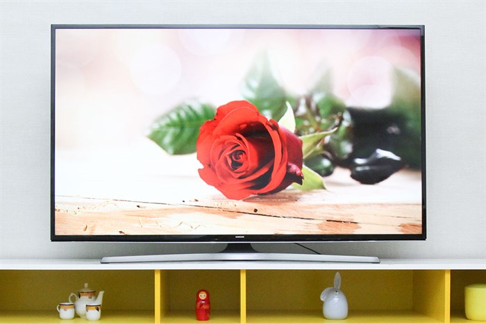 Smart Tivi Samsung 60 inch UA60J6200 Màu Đen