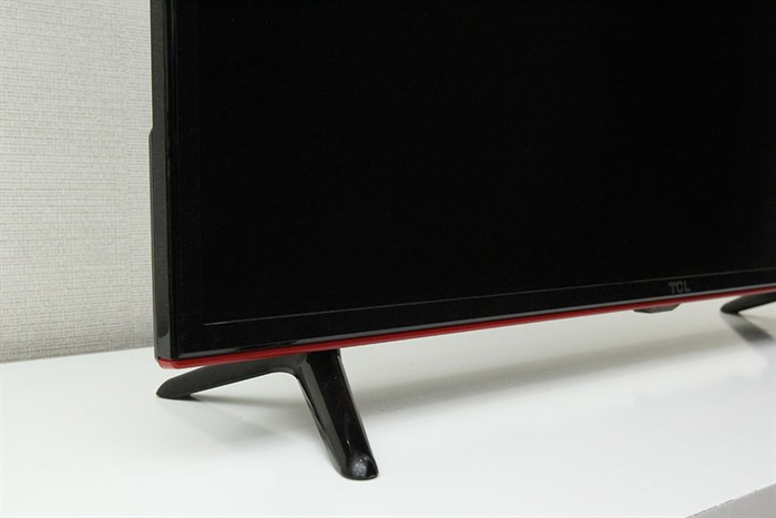 Tivi TCL 28 inch L28D2700