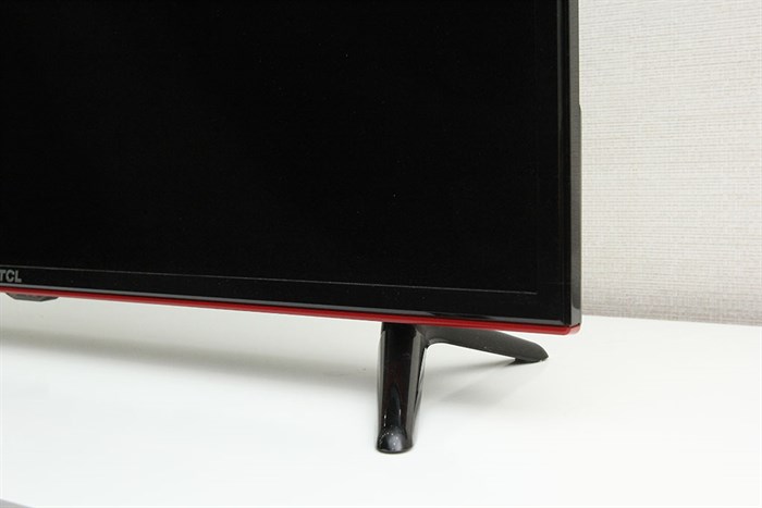 Tivi TCL 28 inch L28D2700