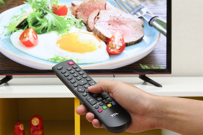 Tivi TCL 28 inch L28D2700