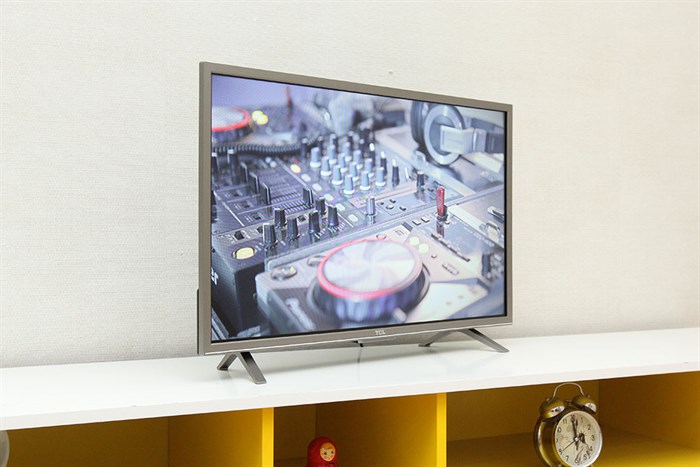 Smart Tivi TCL 32 inch L32S4700