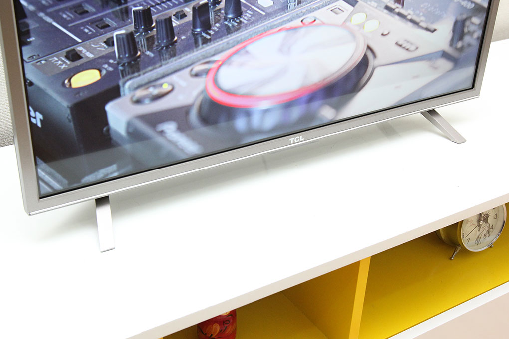 Smart Tivi TCL 32 inch L32S4700