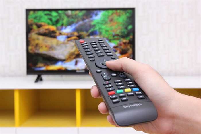 Tivi Skyworth 24 inch 24E510 Màu Đen