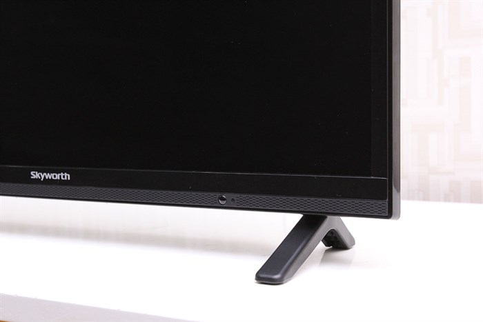 Tivi Skyworth 24 inch 24E510 Màu Đen