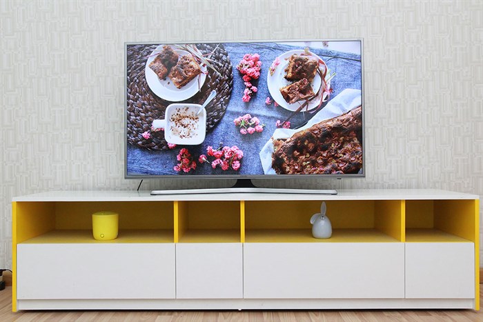 Smart Tivi Samsung 50 inch UA50JS7200 Màu Xám