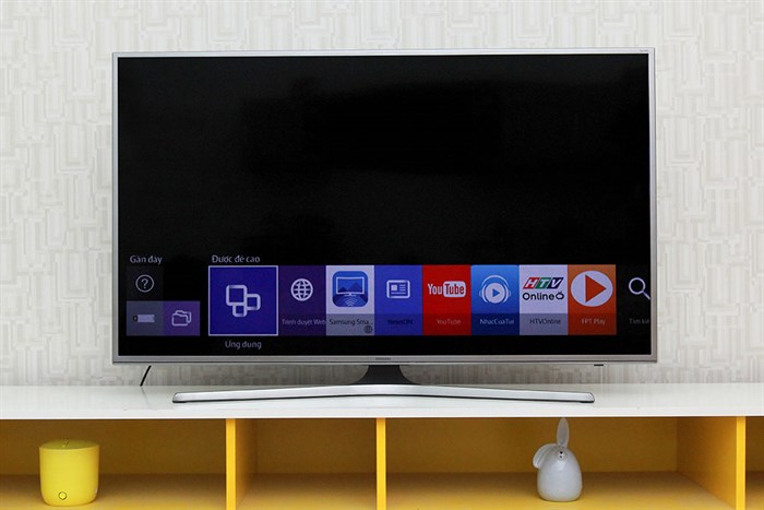 Smart Tivi Samsung 50 inch UA50JS7200 Màu Xám