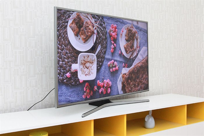 Smart Tivi Samsung 50 inch UA50JS7200 Màu Xám