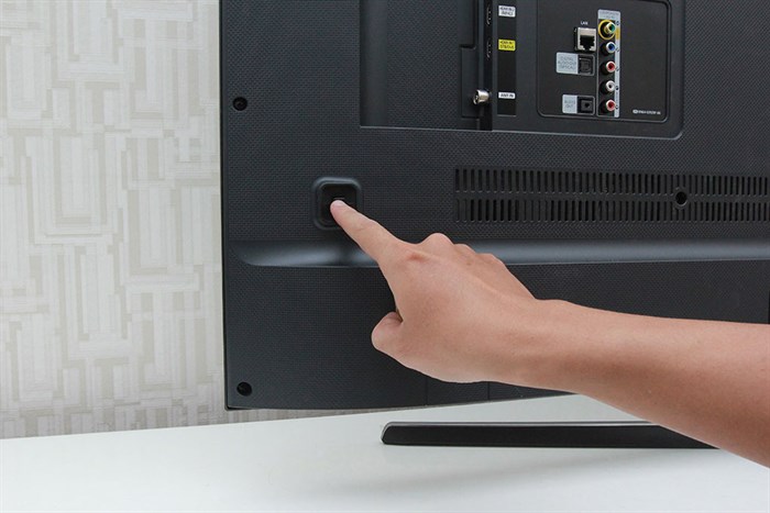 Smart Tivi Samsung 50 inch UA50JS7200 Màu Xám