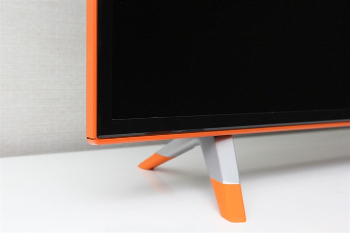 Smart Tivi TCL 48 inch L48Z1