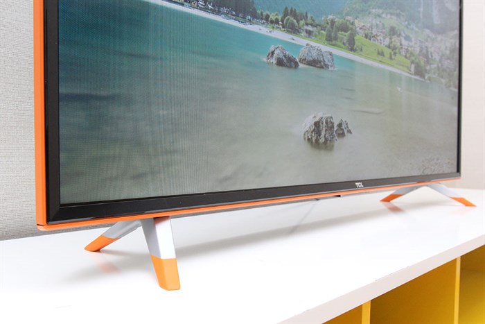 Smart Tivi TCL 48 inch L48Z1