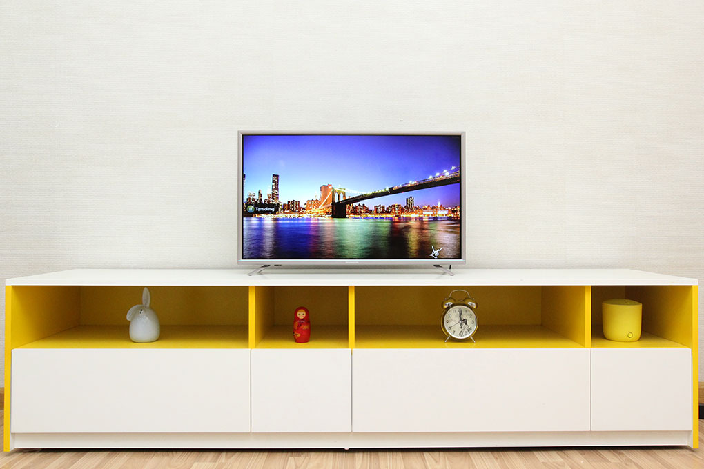 Smart Tivi Skyworth 32 inch 32S810 Màu Xám