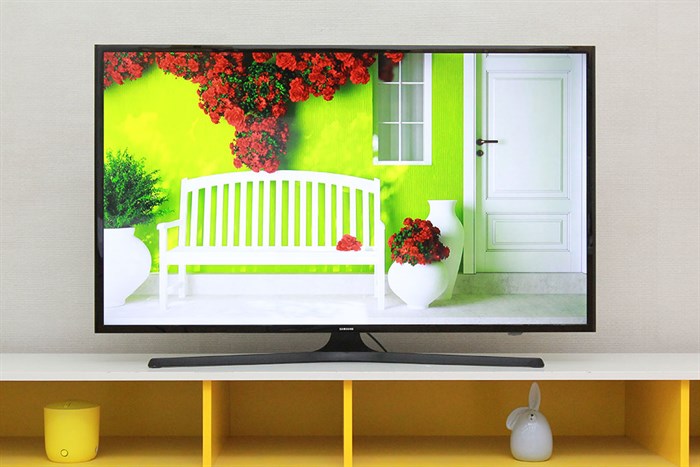Tivi Samsung 48 inch UA48J5000 Màu Đen