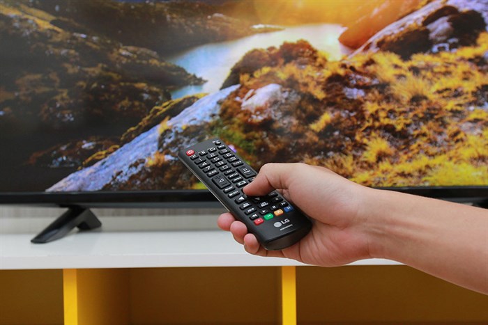 Smart Tivi LG 43 inch 43UF640T Màu Đen