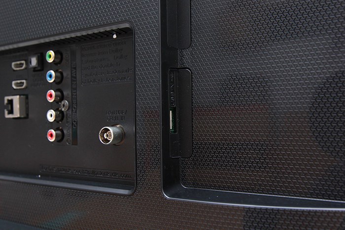 Smart Tivi LG 4K 49 inch 49UF640T Màu Đen