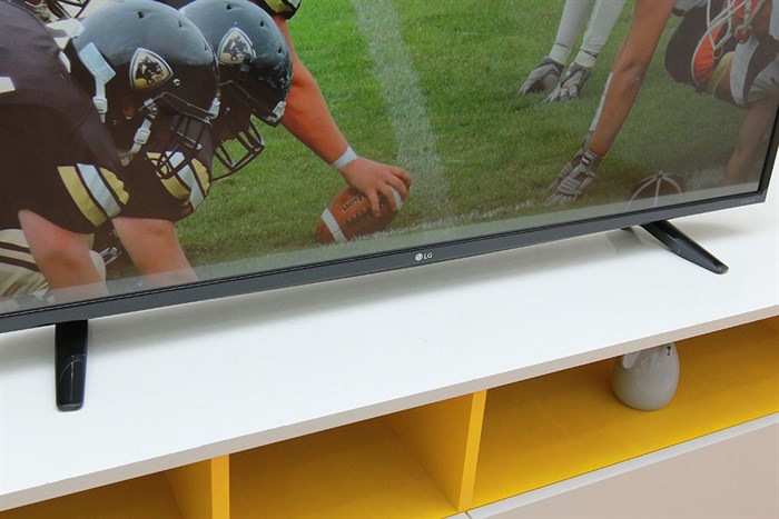 Smart Tivi LG 4K 49 inch 49UF640T Màu Đen