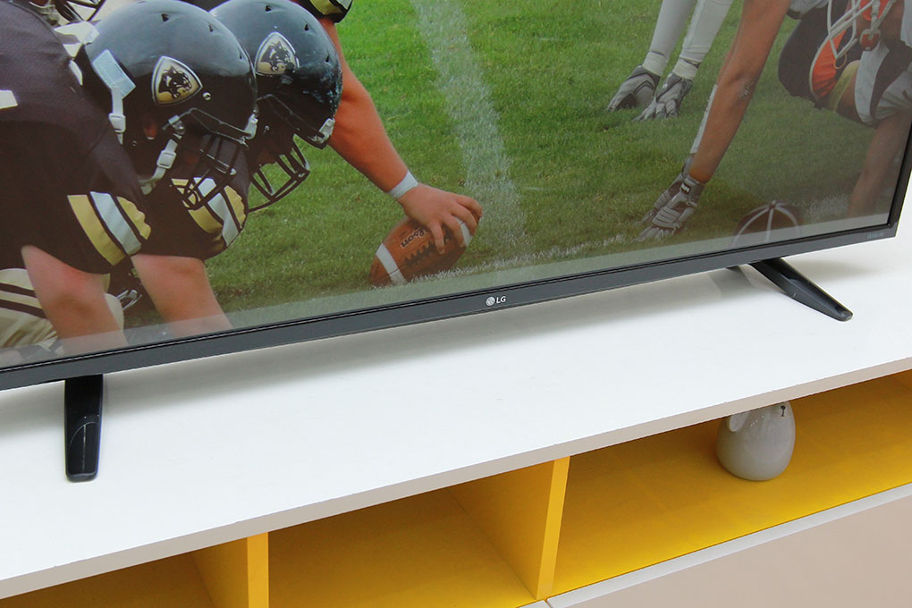 Smart Tivi LG 4K 49 inch 49UF640T Màu Đen