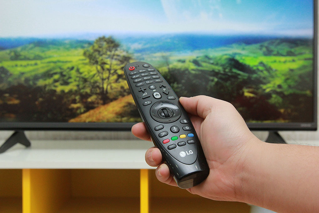 Smart Tivi LG 43 inch 43UF680T Màu Đen