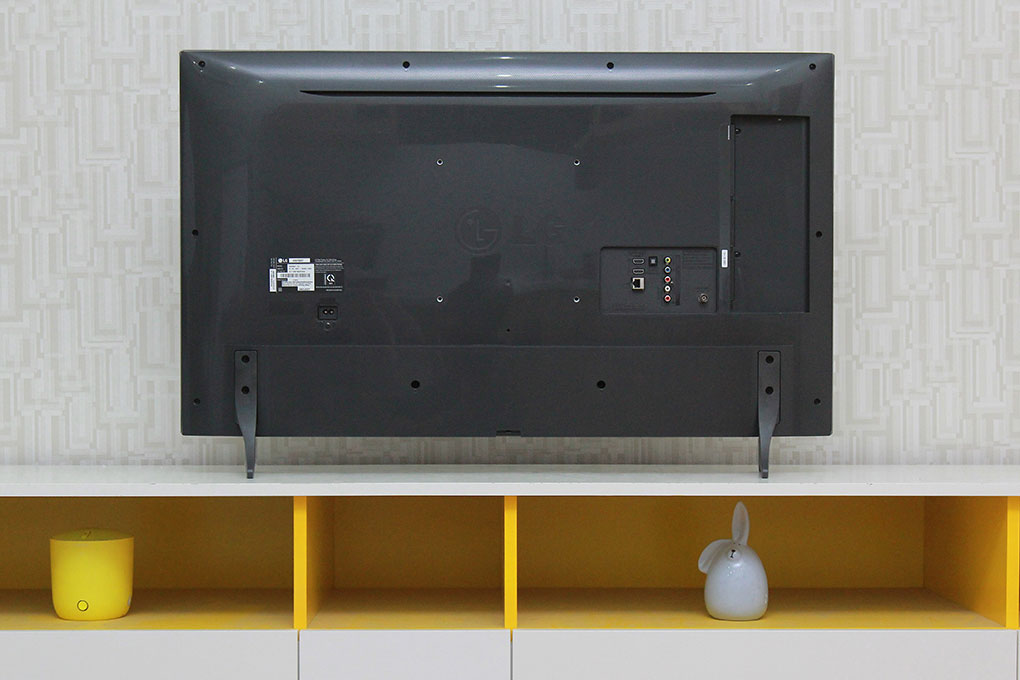 Smart Tivi LG 43 inch 43UF680T Màu Đen