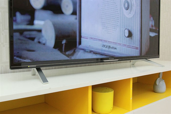 Tivi Panasonic 4K 50 inch TH-50CX400VV