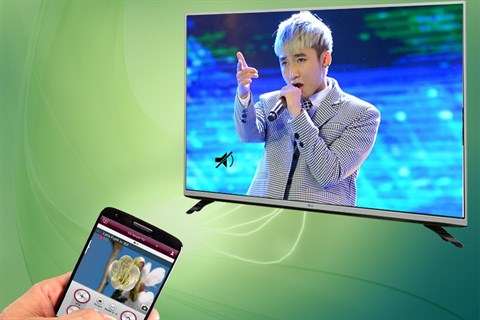 LG 43LF590T có thể sử dụng smartphone để điều khiển