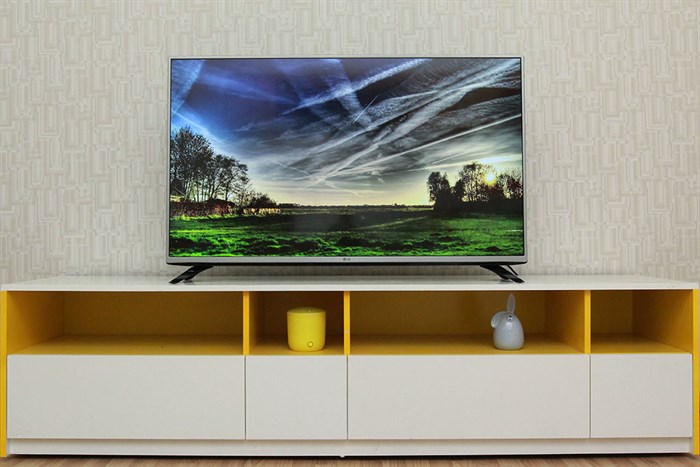 Smart Tivi LG 43 inch 43LF590T Màu Xám