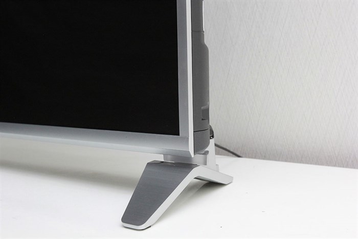 Smart Tivi Panasonic 49 inch TH-49DS630V