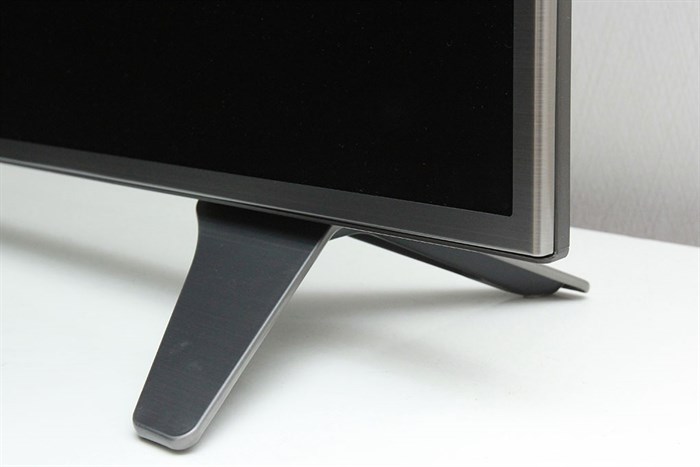 Smart Tivi LG 4K 60 inch 60UH650T Màu Đen