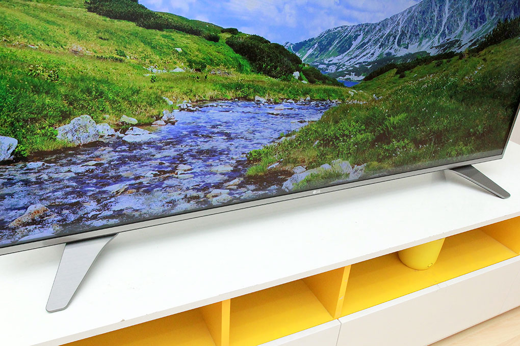 Smart Tivi LG 4K 60 inch 60UH650T Màu Đen