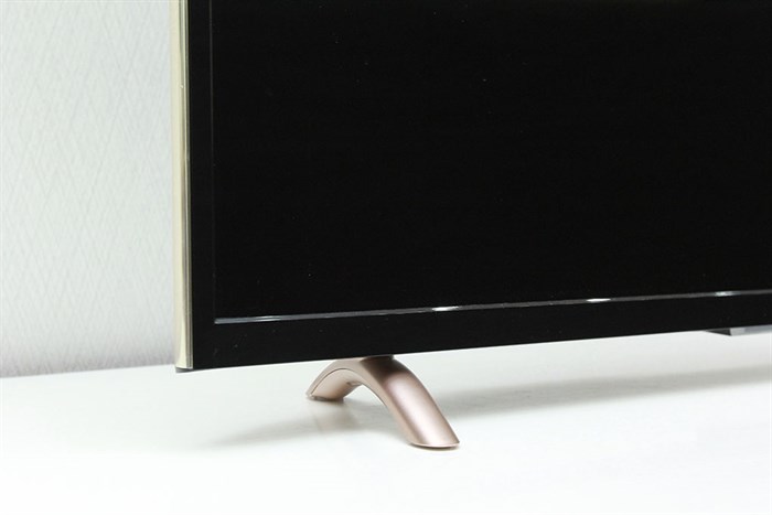 Smart Tivi TCL 32 inch L32P1-SF