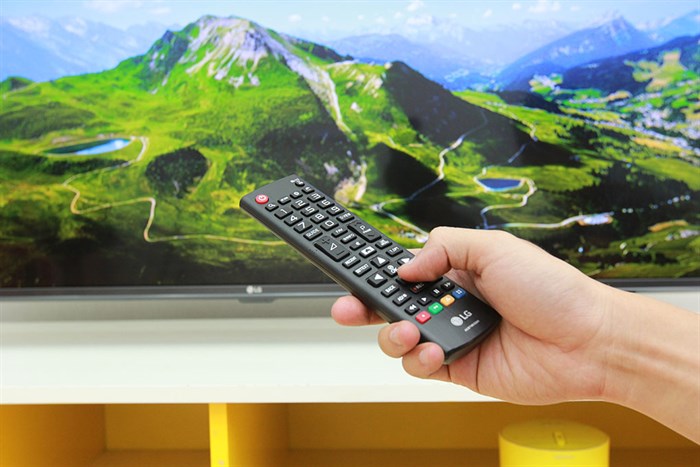 Smart Tivi LG 49 inch 49LH600T Màu Đen