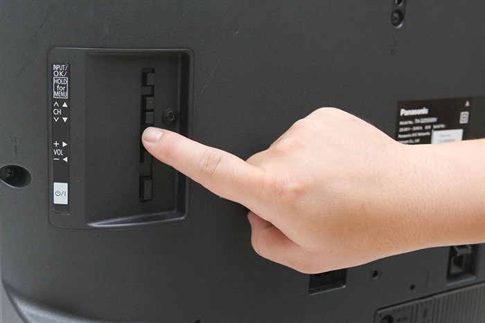 Smart Tivi Panasonic 32 inch TH-32DS500V