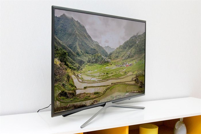 Smart Tivi Samsung 40 inch UA40K5500 Màu Đen