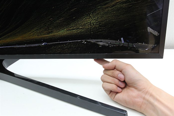 Smart Tivi Samsung 4K 49 inch UA49KU6400 Màu Đen