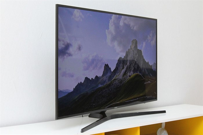 Smart Tivi Samsung 4K 49 inch UA49KU6400 Màu Đen