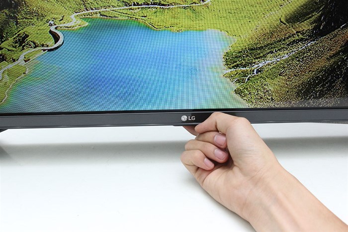 Smart Tivi LG 32 inch 32LH604D Màu Đen