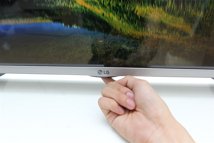 Internet Tivi LG 32 inch 32LH570D Màu Đen