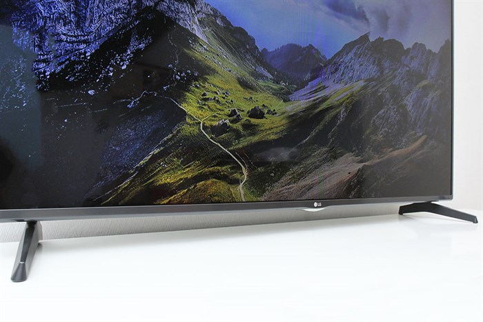 Smart Tivi LG 55 inch 55LH575T Màu Đen