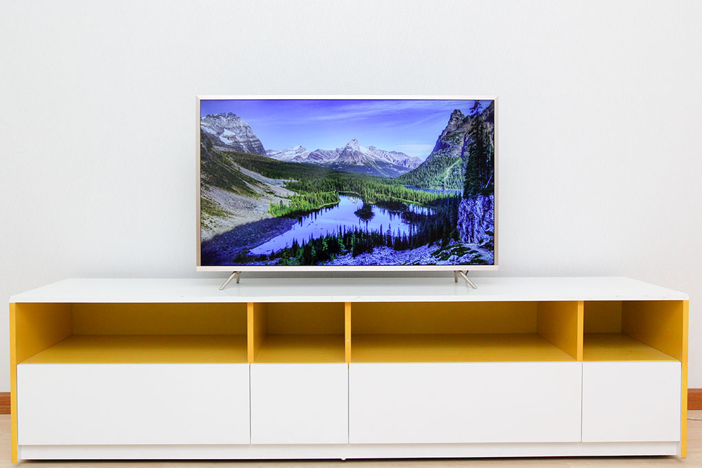 Smart Tivi TCL 4K 43 inch L43Z2