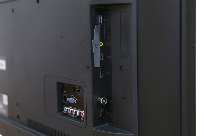 Smart Tivi TCL 4K 49 inch L49Z2