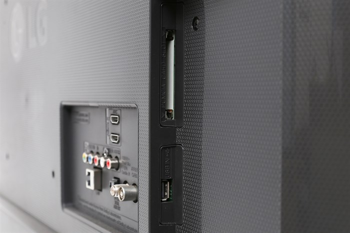 Smart Tivi LG 43 inch 43LH590V Màu Đen