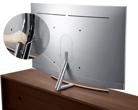 Mặt sau trơn bóng trên Smart Tivi QLED 65 inch Samsung QA65Q8C