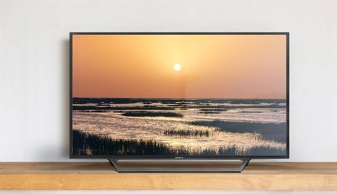 Thiết kế lịch lãm, sang trọng trên Internet Tivi Sony 40 inch KDL-40W660E