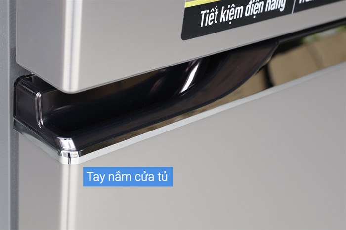 Tủ lạnh Panasonic Inverter 267 lít NR-BL308PSVN Màu Bạc