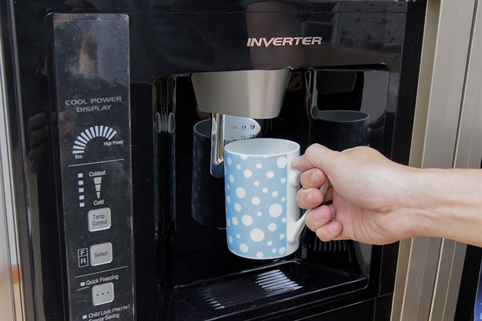 Tủ lạnh Hitachi Inverter 540 lít R-W660PGV3 GBW Màu Nâu