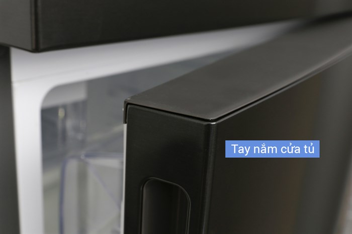 Tủ lạnh Electrolux Inverter 531 lít ETE5722BA Màu Đen