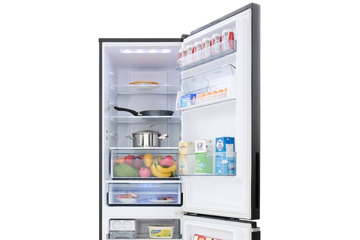 Tủ lạnh Panasonic Inverter 322 lít NR-BV360GKVN Màu Đen