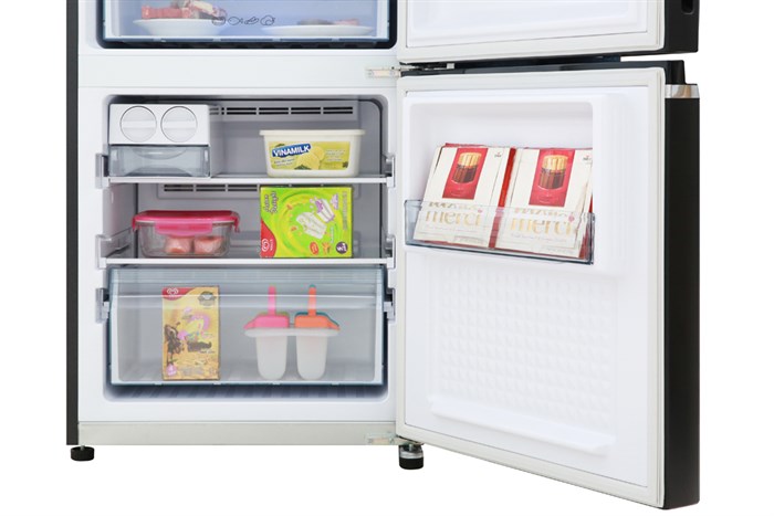 Tủ lạnh Panasonic Inverter 322 lít NR-BV360GKVN Màu Đen