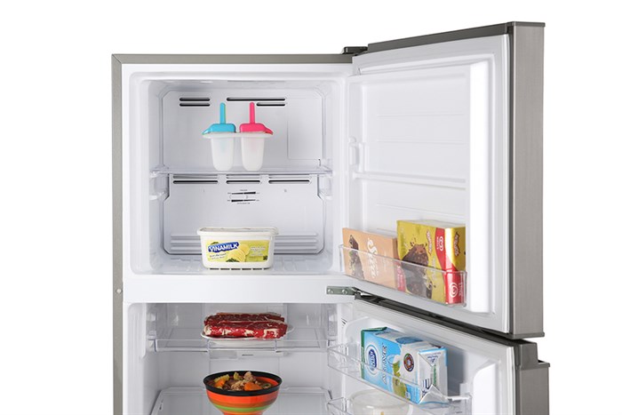 Tủ lạnh Toshiba Inverter 233 lít GR-A28VS(DS1) Màu Bạc