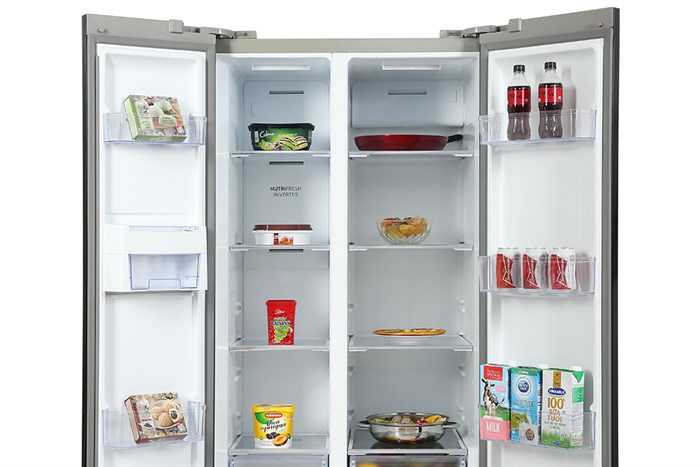 Tủ lạnh Electrolux Inverter 505 lít ESE5401A-BVN Màu Đen