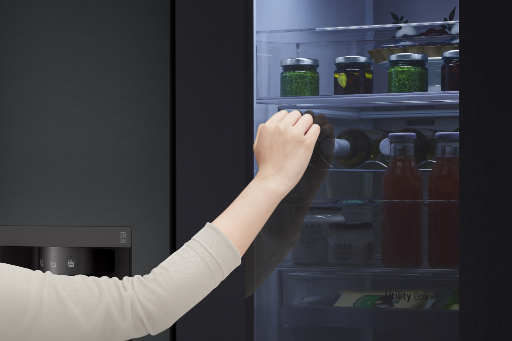 Tủ lạnh LG Inverter 635 Lít Side By Side InstaView Door-in-Door GR-X257BL Màu Đen